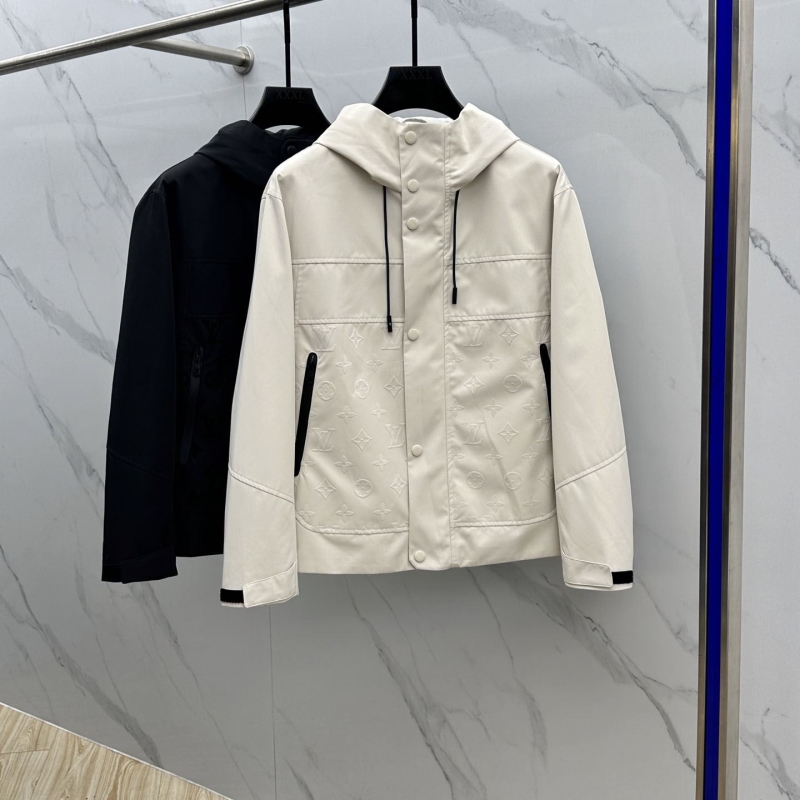 l0vis Vvtt0n outwear